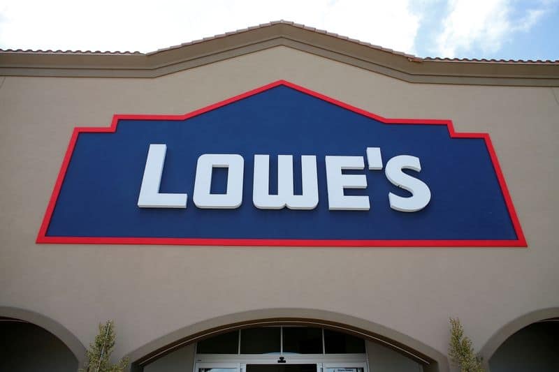 Квартальные продажи Lowe's превзошли ожидания