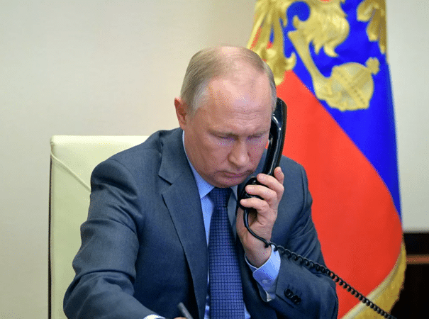 Путин и Лукашенко по телефону обсудили задержание россиян