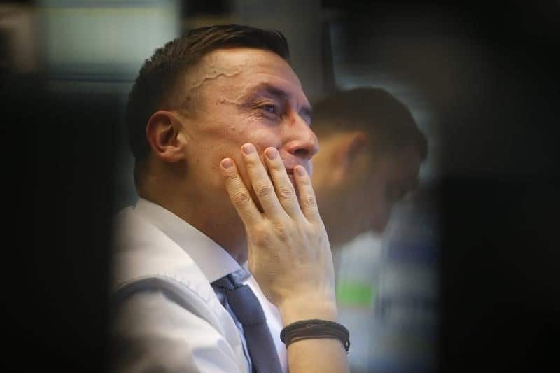 Рынок акций Московской биржи по состоянию на 14:30 мск 20 августа снижается
