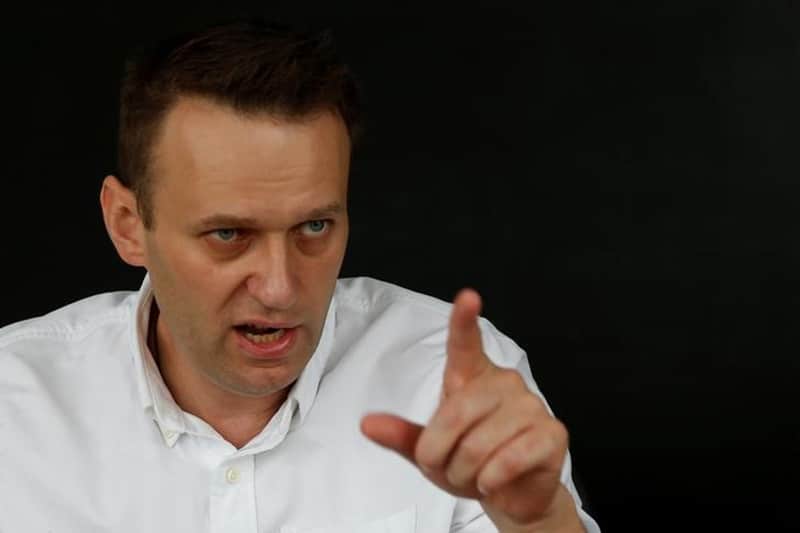 СМИ видят связь случившегося с Навальным, дела Гебрева и Скрипаля