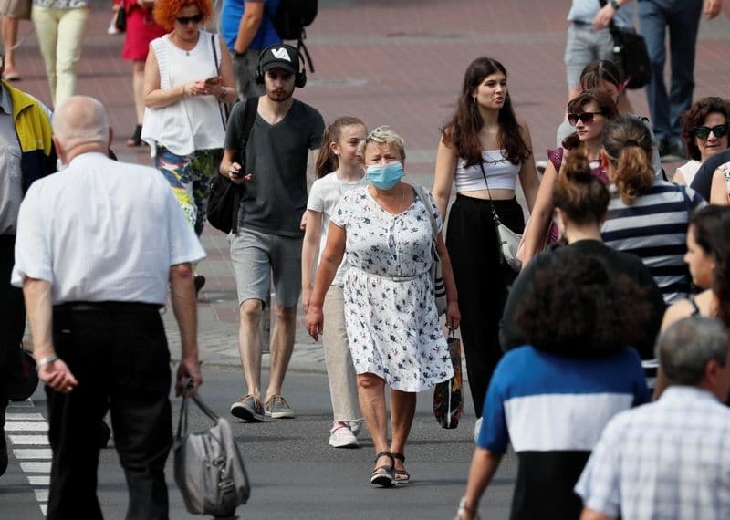 Украина сообщила о рекордном росте числа заражений коронавирусом, президент просит соблюдать правила