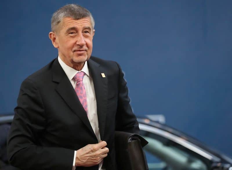 Выборы в Белоруссии должны быть проведены повторно -- премьер-министр Чехии