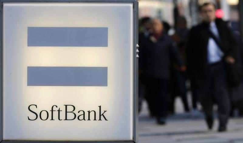 Бум сделок с опционами: SoftBank вернулся на рынок?