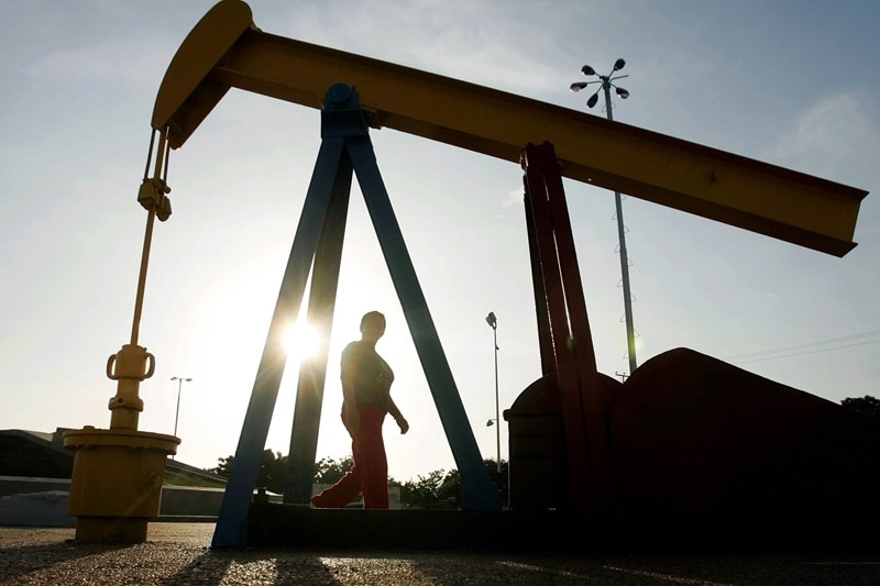 Цены на нефть падают после выхода данных о запасах в США