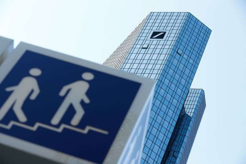 Deutsche Bank неожиданно вернулся к прибыли в 3 кв