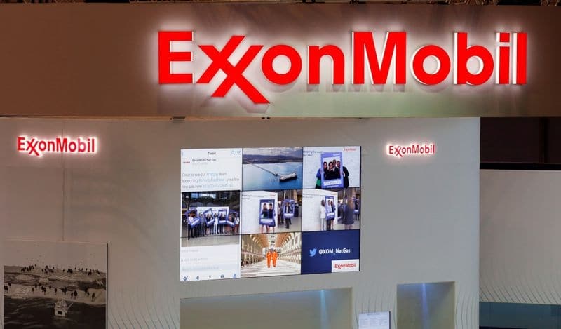 Exxon отчиталась о квартальном  убытке из-за падения спроса на энергоносители