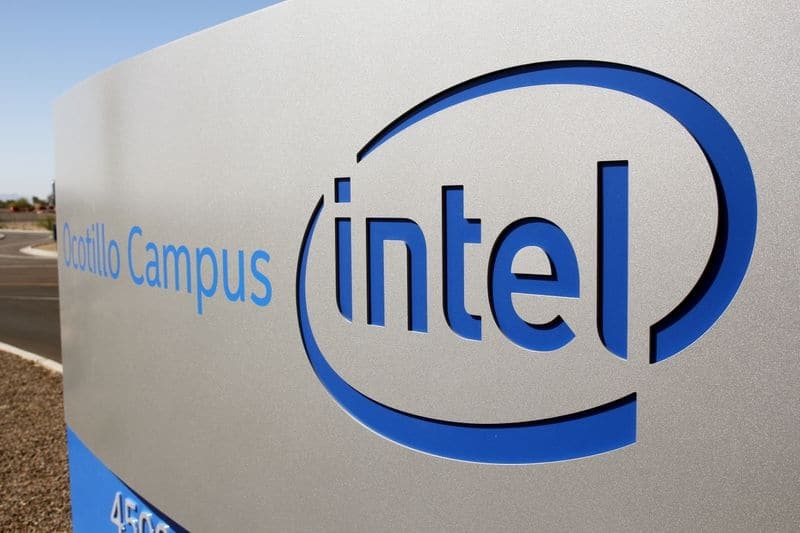 Intel сообщила о снижении маржи, акции упали на 10%