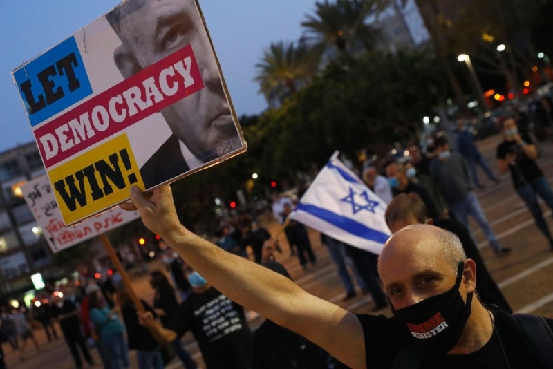 По всему Израилю возобновились акции протеста "Черных флагов"