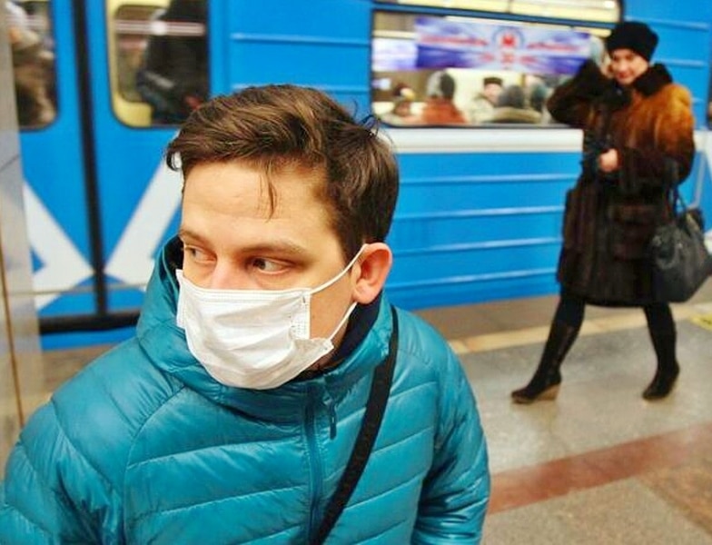 Почти все пассажиры столичного метро в четверг были в масках