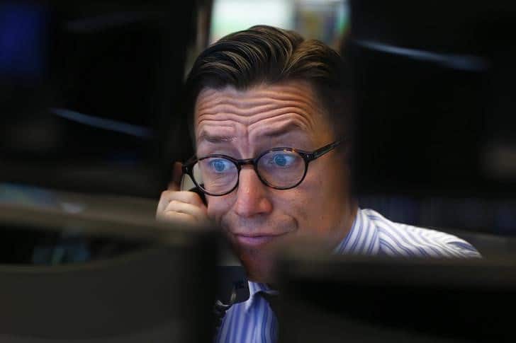 Рынок акций Московской биржи по состоянию на 18:45 мск 7 октября снижается