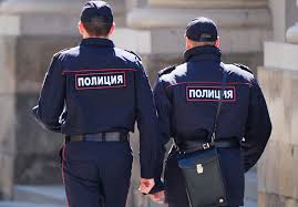 В Москве полицейские переломали ребра двум мужчинам, а третьему сломали челюсть