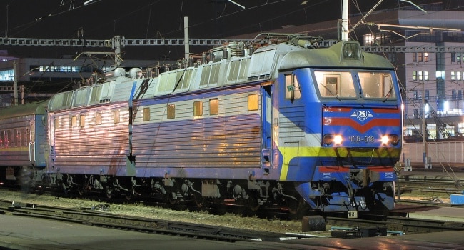 Износ украинской железной дороги перешёл красную линию