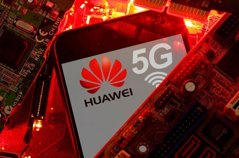 Китайские конкуренты Huawei хотят забрать долю рынка у компании