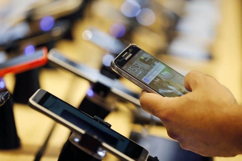 Квартальные продажи смартфонов снизились в Китае на 14,3%