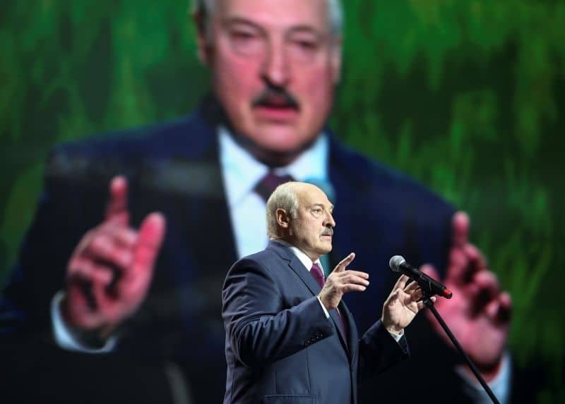 Лукашенко пообещал объявить о сроках и условиях ухода на Всебелорусском собрании