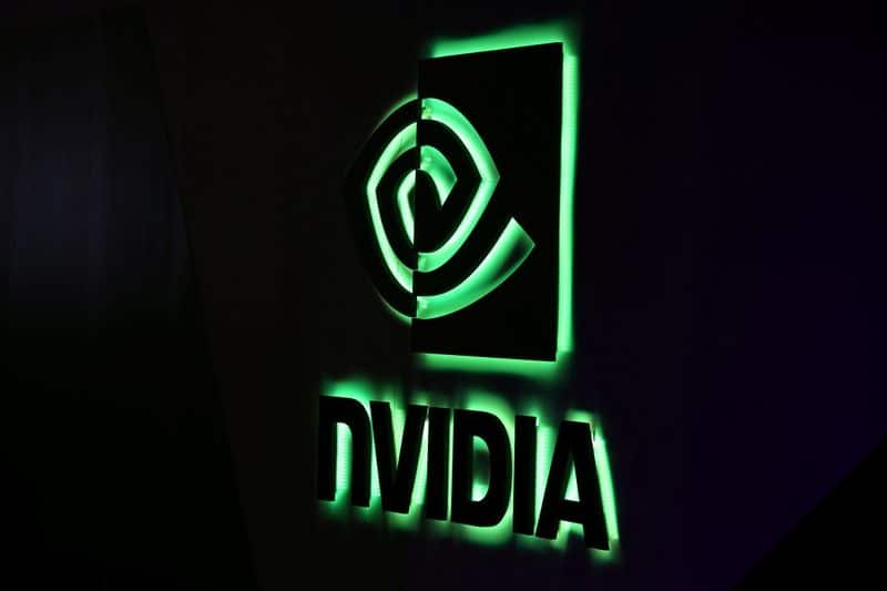 Nvidia ожидает снижения продаж чипов для ЦОД, акции подешевели на 3%