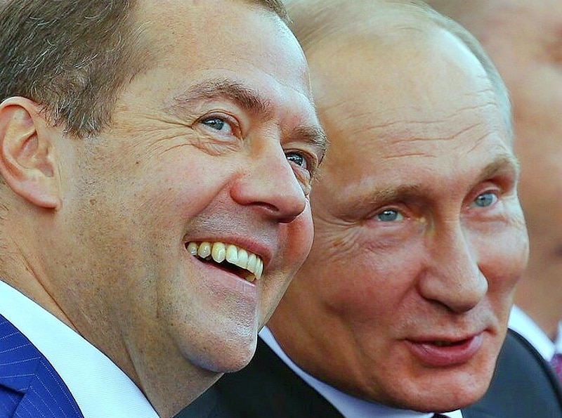 Обама рассказал о своих впечатлениях относительно Путина и Медведева