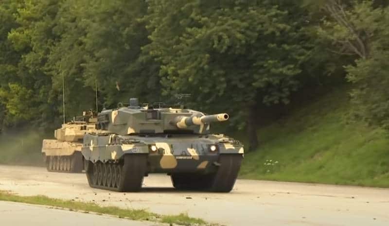 Придётся привыкать к ручной зарядке: венгерский генерал о замене танков Т-72 на Леопарды