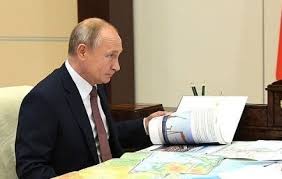 Путин пятый раз за год встретился с Сечиным и одобрил ему снова многомиллиардные льготы