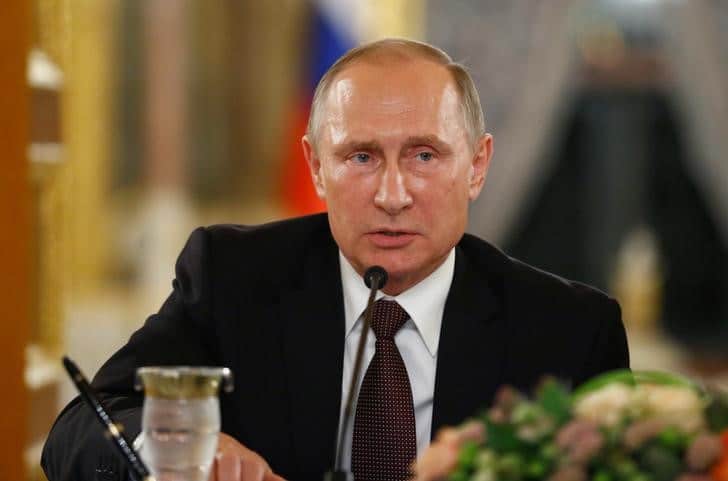 Путин повысил налог для богатых с 13% до 15%