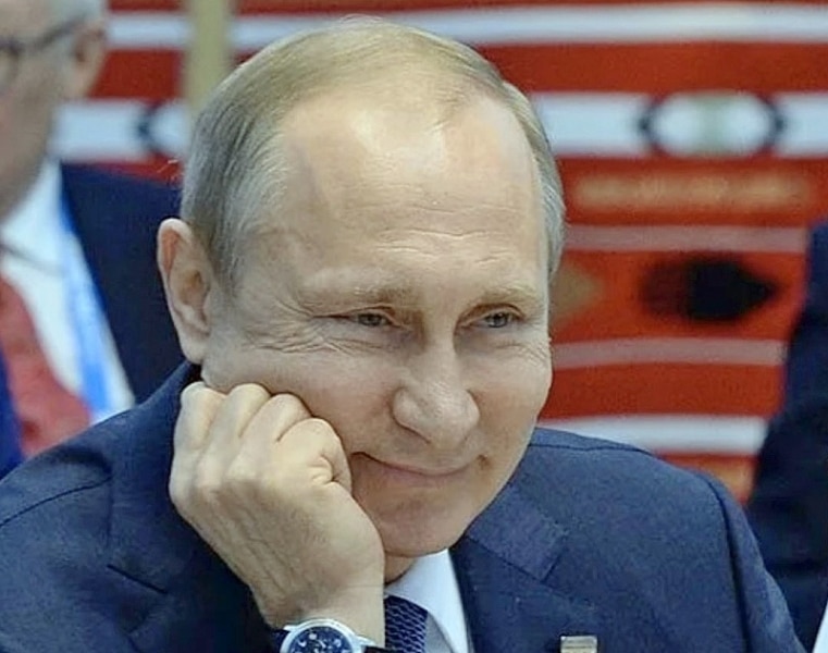 Путин увеличил число вице-премьеров в правительстве