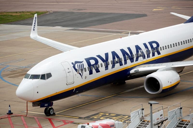 Ryanair отчиталась об убытке в 1 полугодии впервые за несколько десятилетий