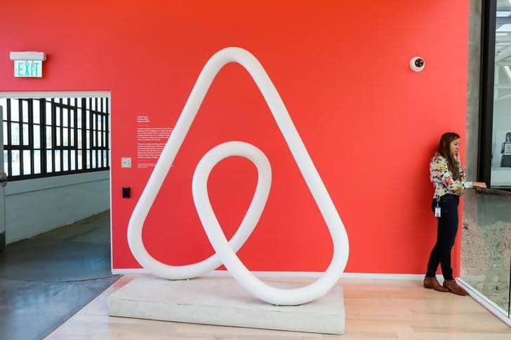 Airbnb увеличит ценовой диапазон акций перед IPO