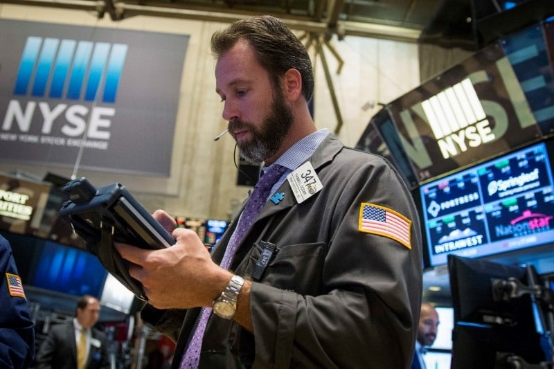 Американский фондовый рынок начал неделю ростом