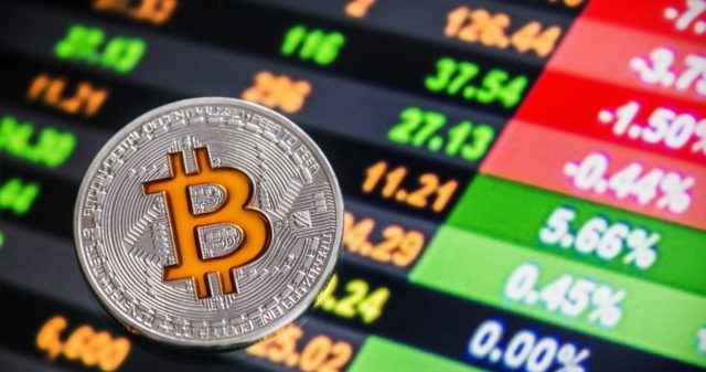 CEO CryptoQuant: Институционалы скупают биткоин 