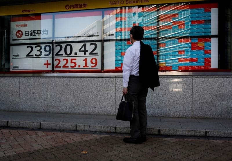 Nikkei закрылся около 30-летнего максимума в надежде на восстановление экономики