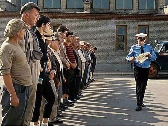 «Ну, граждане алкоголики, хулиганы, тунеядцы…»: методы исправления по-туркменски