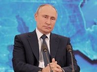 Путин высказал надежду, что Байден даст достроить "Северный поток - 2" и не будет давить