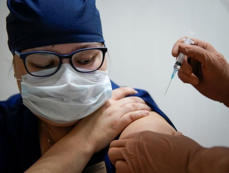 Собянин: Массовая вакцинация от Covid-19 в Москве начнется 5 декабря