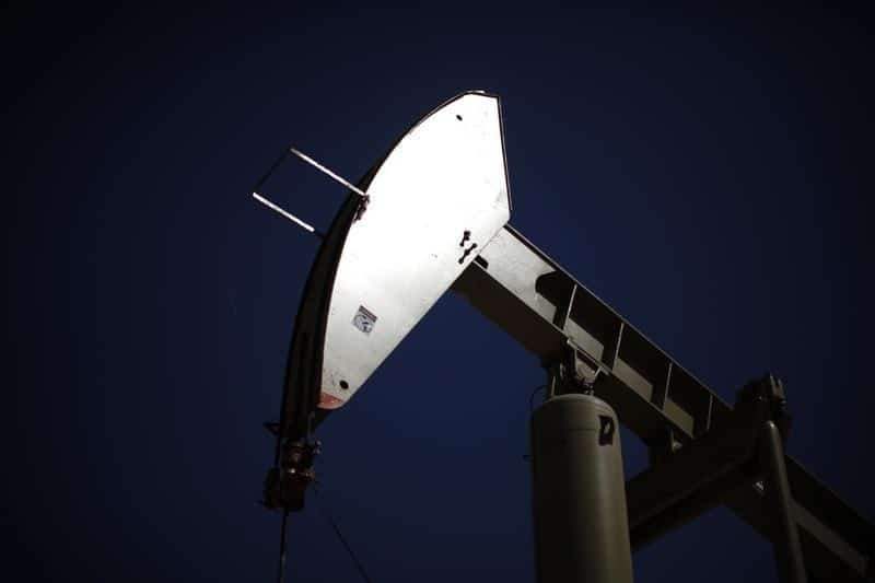 Цены на нефть снижаются после роста в пятницу От IFX