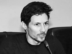Дуров обвинил Facebook в распространении фейков о Telegram