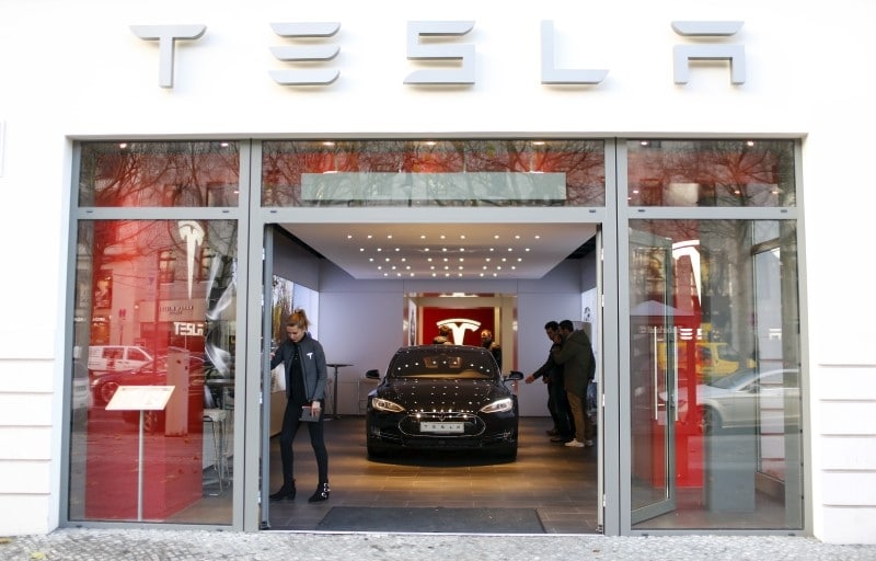 Электромобили от Tesla получат китайское лицо От Investing.com