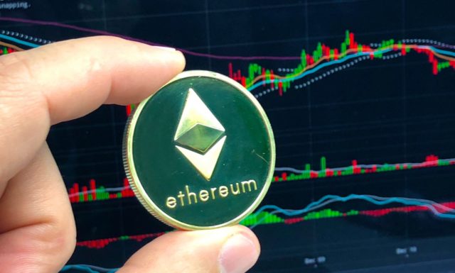 Ethereum прибавил в цене более 10% за сутки 