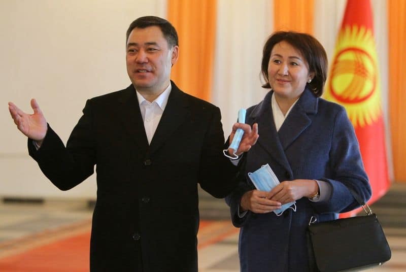 Политик-националист побеждает на выборах президента Киргизии От Reuters