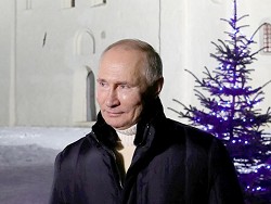 Путин рассказал о роли Рождества в жизни общества