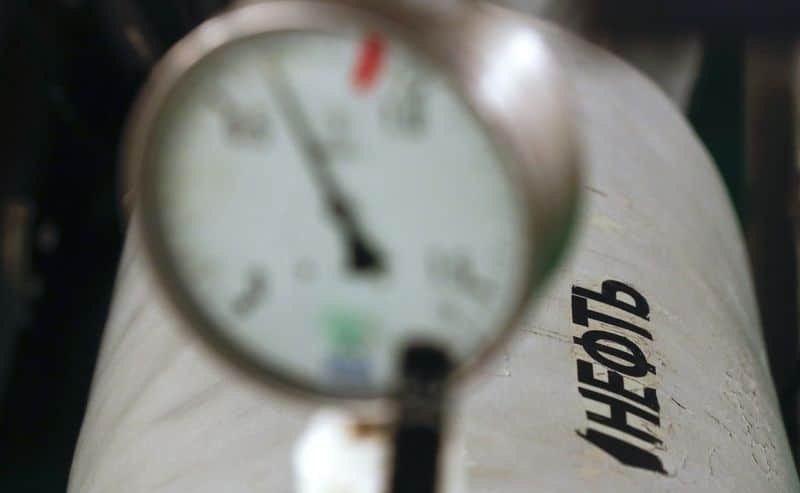 АНАЛИЗ-РФ близка к рентабельности сланцевой нефтедобычи, когда ждать её всплеска? От Reuters