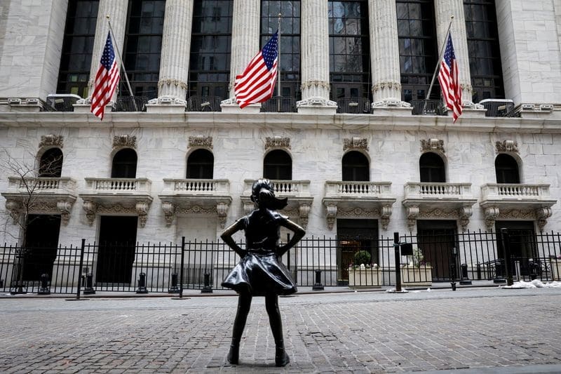 Индекс Dow Jones закрылся на рекордном пике за счет надежд на стимулы От Reuters