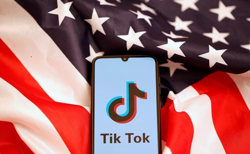 Владелец TikTok не хочет продавать бизнес в США после ухода Трампа От Investing.com