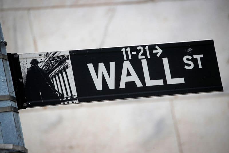Банки тянут Уолл-стрит вниз из-за опасений в связи с дефолтом хедж-фонда От Reuters