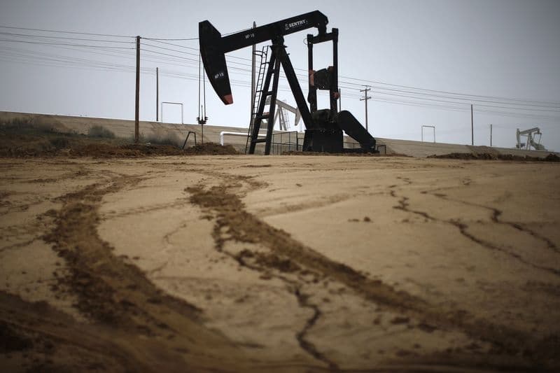Цены на нефть растут после снижения в пятницу От IFX