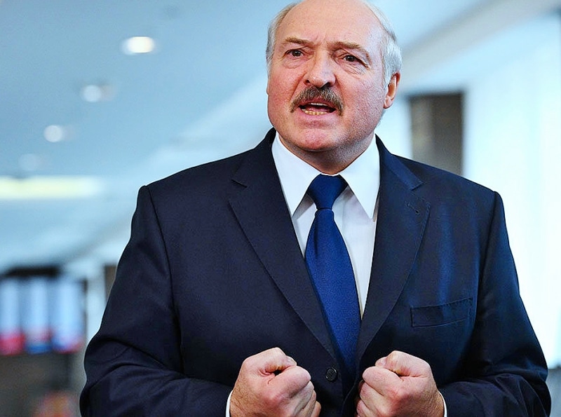 Лукашенко потребовал от ученых Белоруссии создать лучшую COVID-вакцину