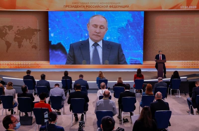 Президент РФ Владимир Путин намерен вакцинироваться от коронавируса От Reuters
