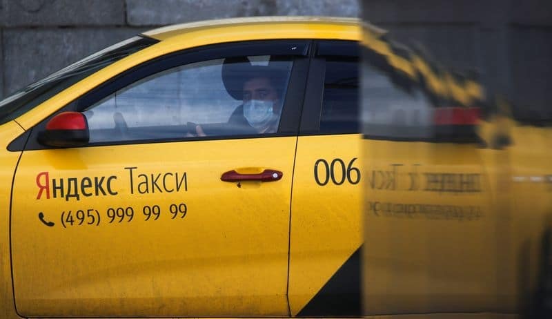 Сделка Яндекса и Везёт может негативно повлиять на рынок такси, но согласования не требует - ФАС От Reuters