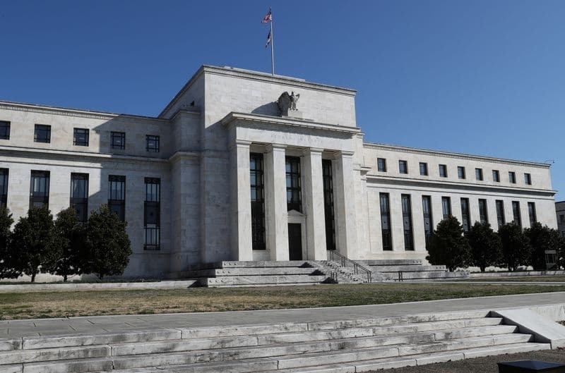 В следующей битве с рынками от ФРС могут потребоваться действия, а не только слова От Reuters