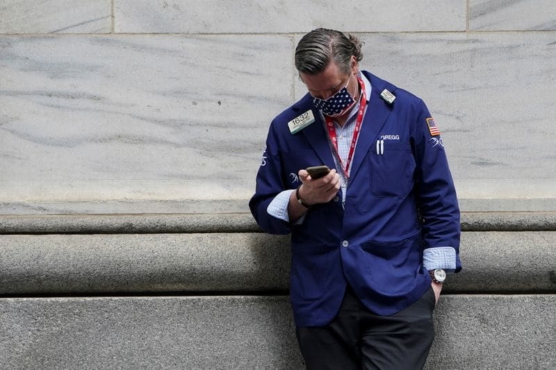 Акции США растут после сильных статданных От Reuters