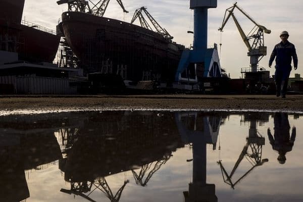 Балтийский завод не смог застраховать ледоколы из-за международных санкций
